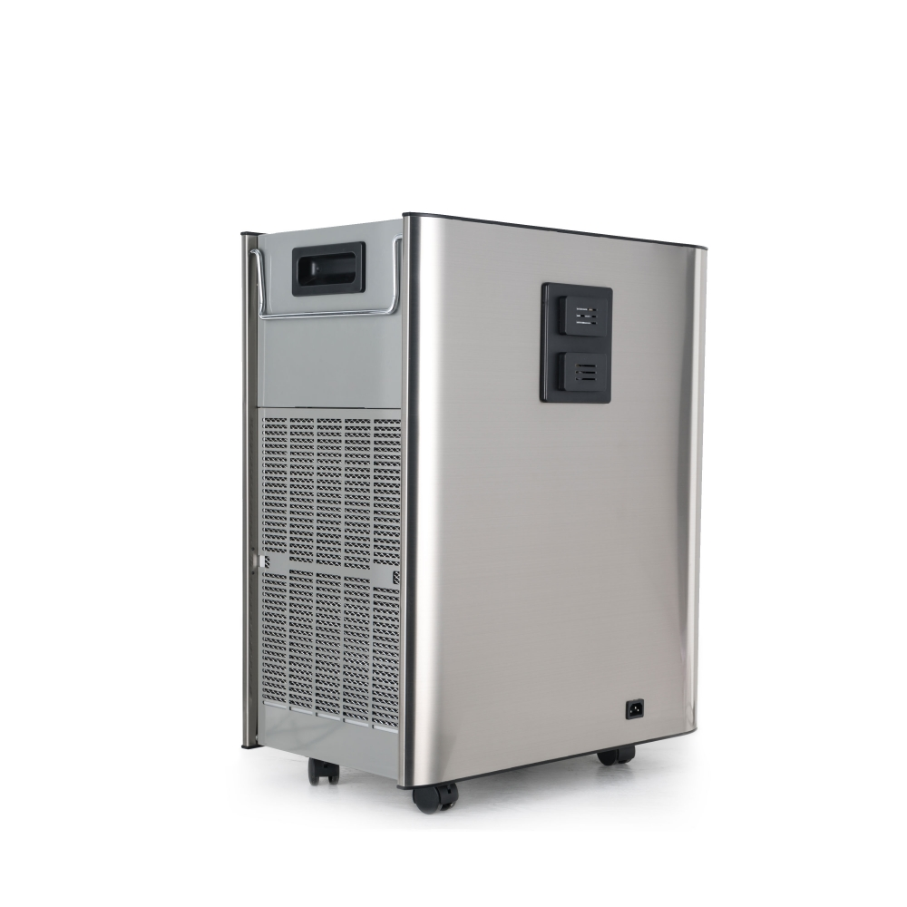 Purificateur d'air pour voiture avec pré-filtre, et filtre à charbon actif