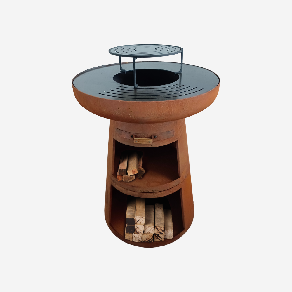 Barbecue rotondo con piastra rotonda in acciaio e griglia in acciaio corten