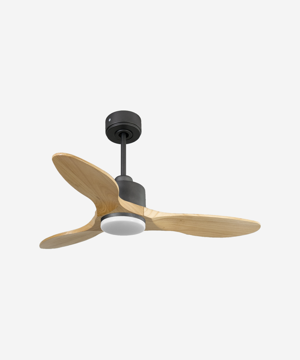 Ventilador de techo Reversible Termostato Dimable Wifi Motor DC Techos Inclinados Mando a Distancia Luz tres tonos Hypersilence Memoria 1